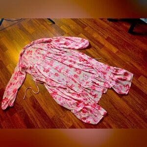Ontwelfth brand size small cover up flowy pink sheer summer